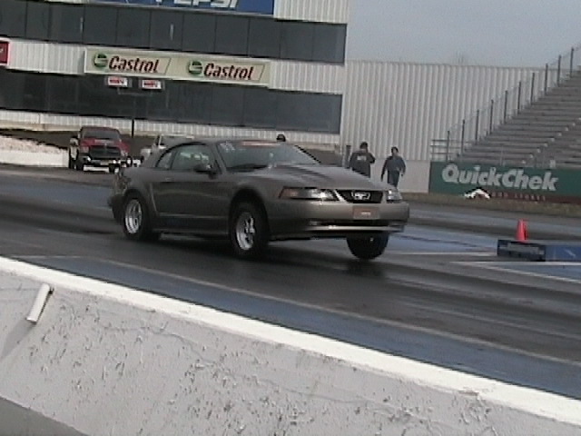 2002 Mustang GT launching during the MM&FF shootout