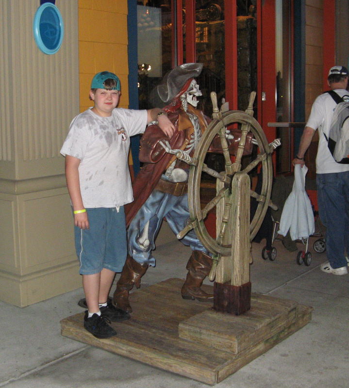 Andrew Downtowndisney Newfriend